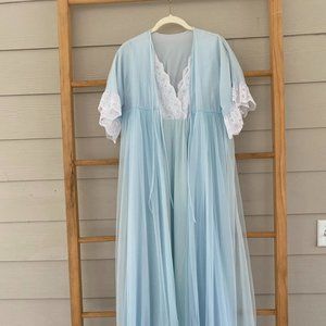 Vintage gown and robe, 50's/60's sleepwear